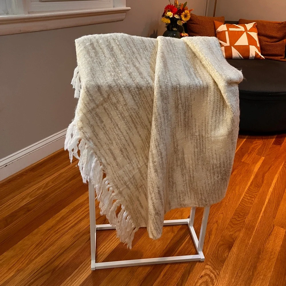West Elm Cozy Space Dye Throw, White/Cream